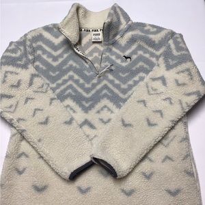 Pink Victoria’s Secret sweater XS/tp